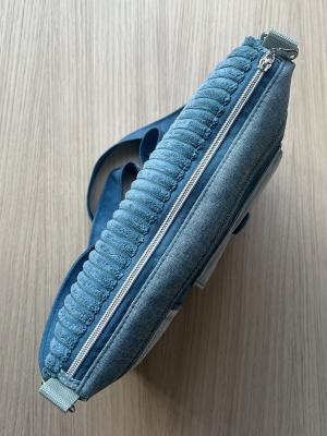 "Flickenwerk IV mit Tasche" - MINT
